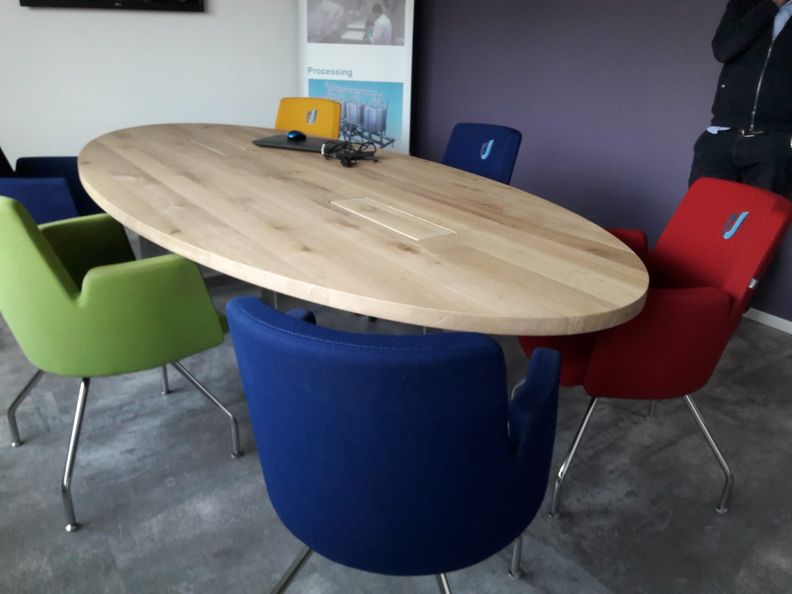 Ovale tafel Bas Ovale tafel Bas - Afbeelding 2