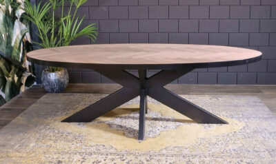 Ovale tafels visgraat eettafel